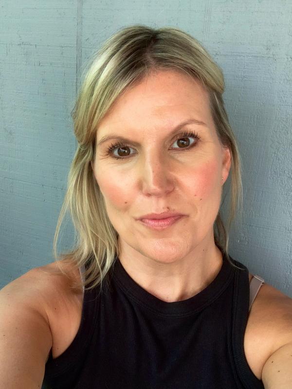 Loose setting powder