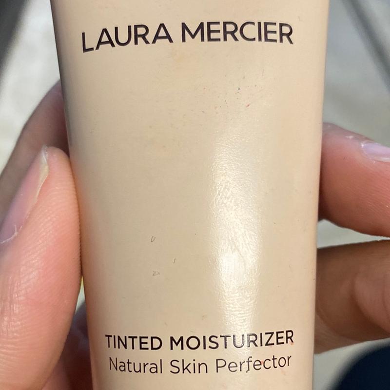 Natural Tinted Moisturizer Skin Perfector Laura Mercier