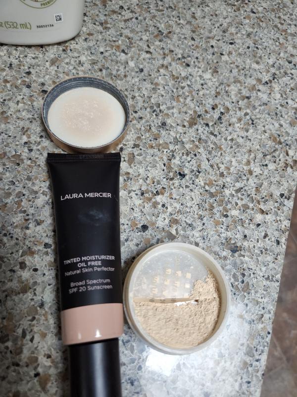 Nice moisturizer but color match is off