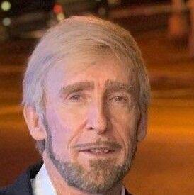 My best friend the Laura Mercier eye pencil