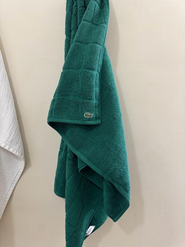 Customer carousel item 3.