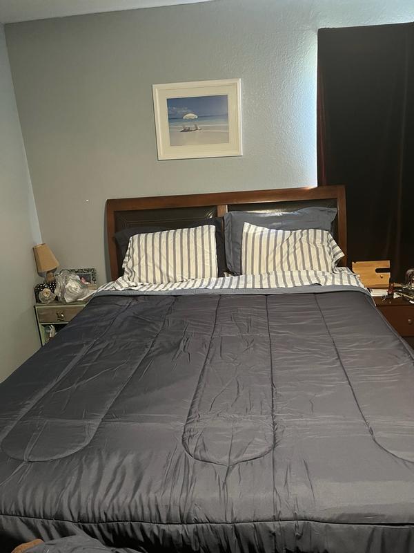 Customer carousel item 11.