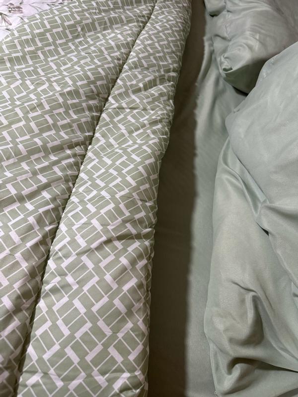 Customer carousel item 5.