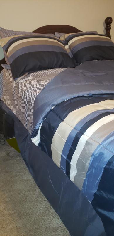 Customer carousel item 4.