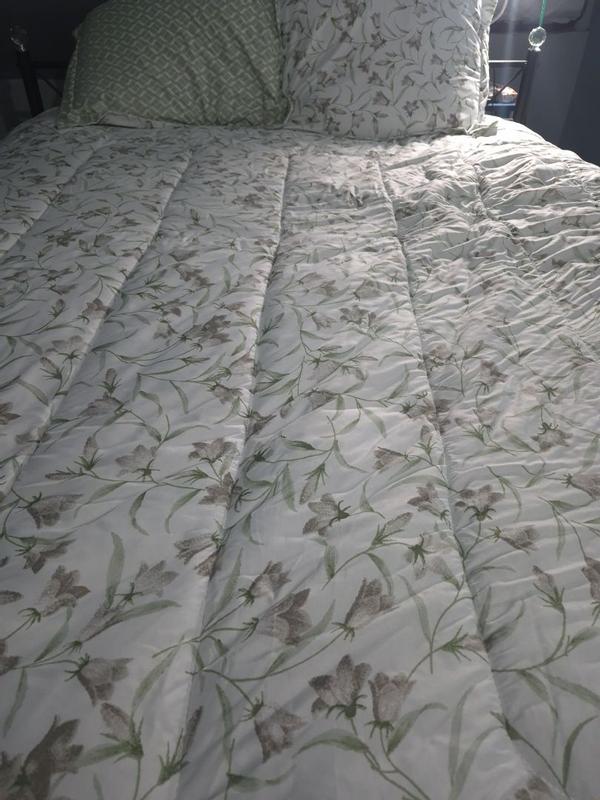 Customer carousel item 10.