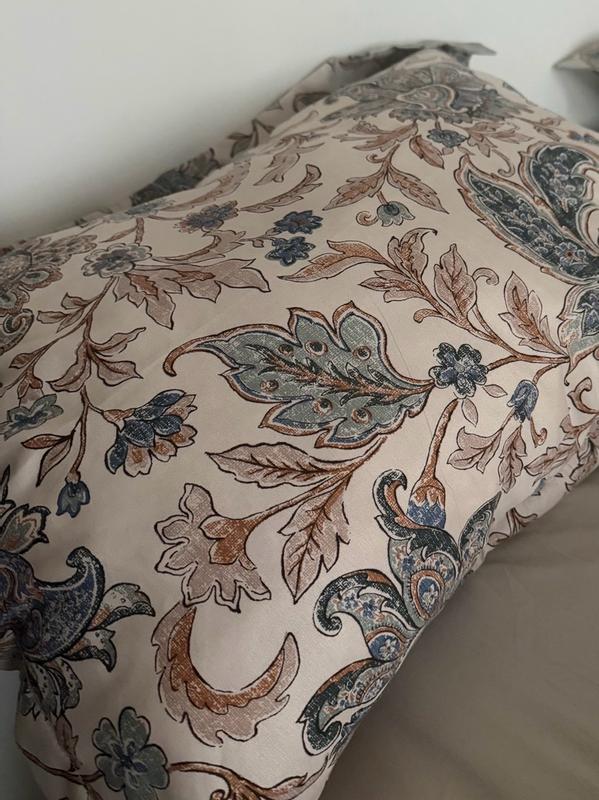 Customer carousel item 8.