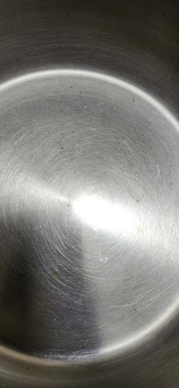 One of the pots just scrubbed the rust off with steel wool but you can see it