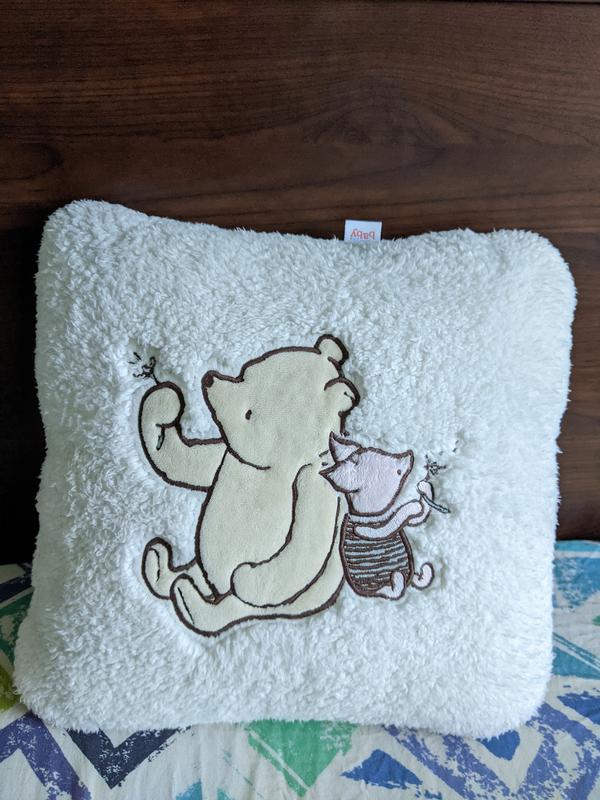 Pooh pillow outlet