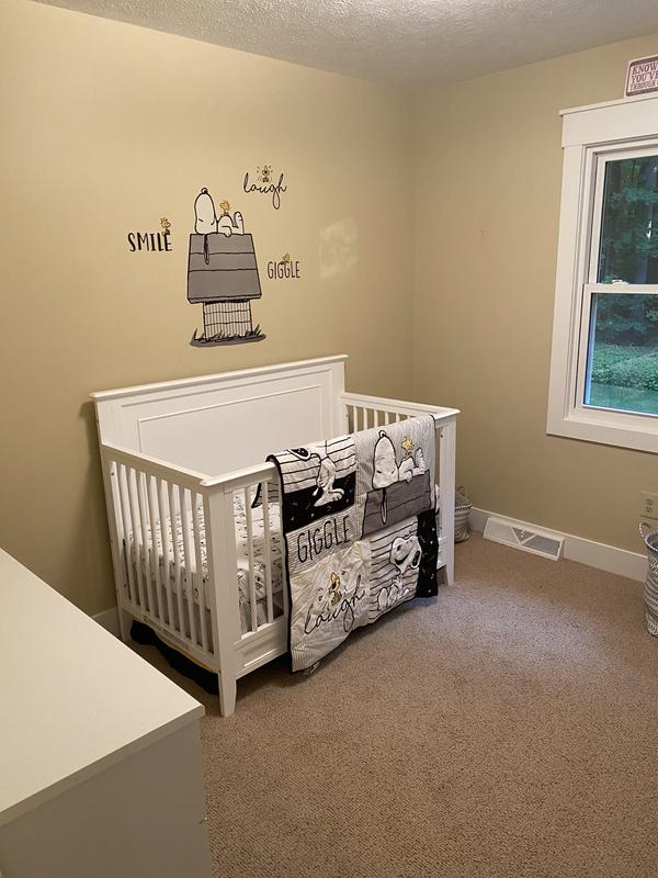 Snoopy themed hot sale nursery