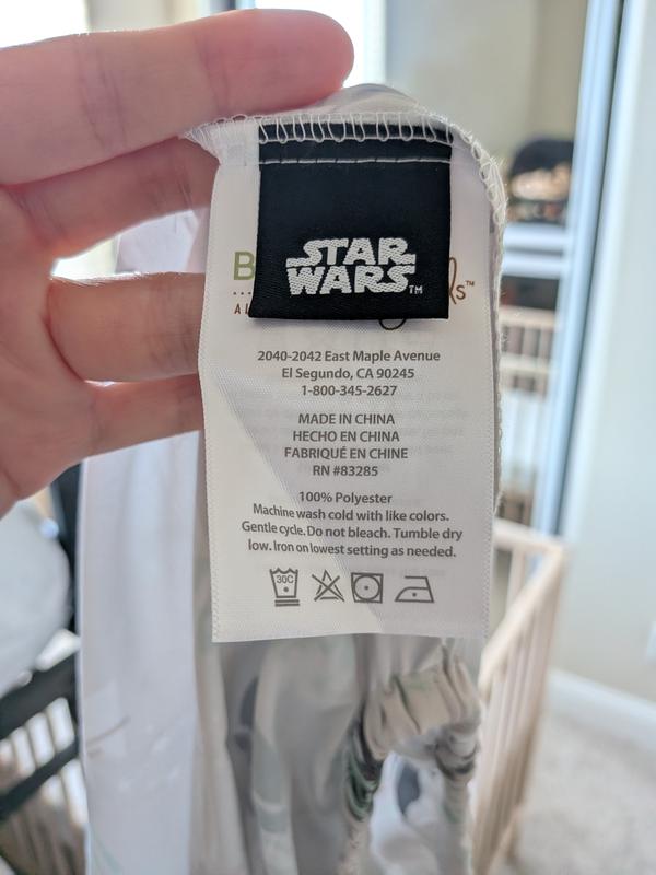 100% polyester, not a soft microfiber as advertised.