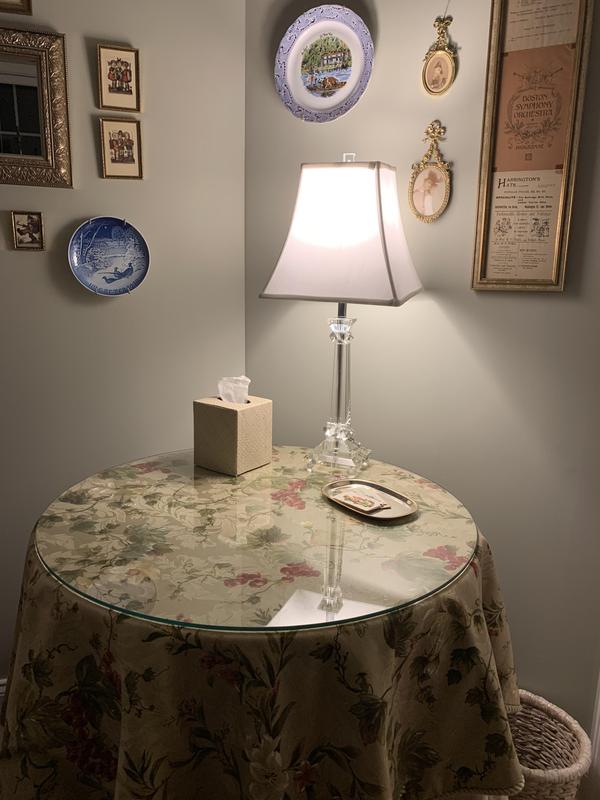 The lamp is beautiful in our guest bedroom.