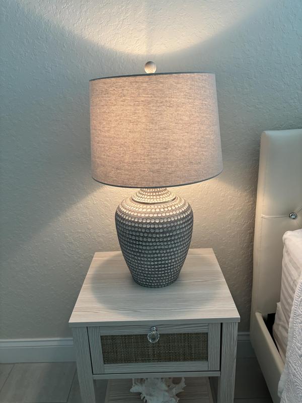 Nice look in the guest room.