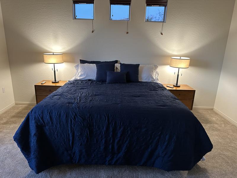 Great mid century modern night table lamps