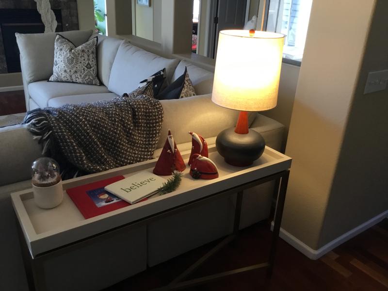 Perfect look and size for my new console table.  Wood accents look  great with wood floors.