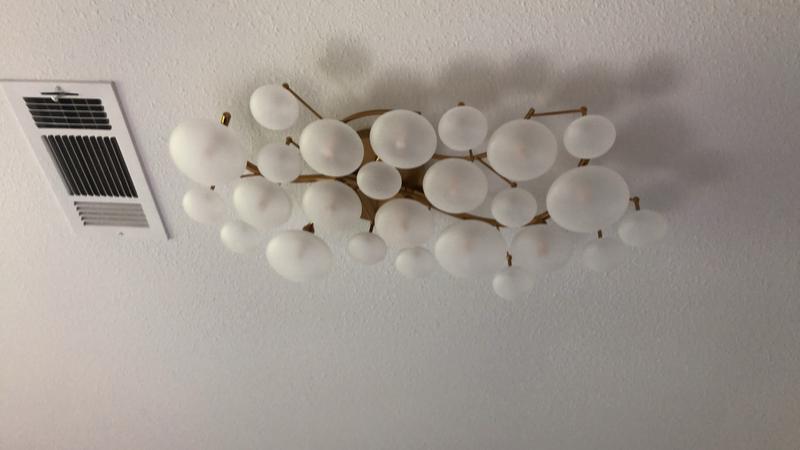 Daytime with light off