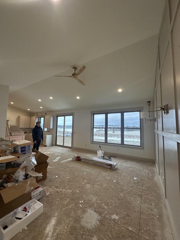 Customer carousel item 1.