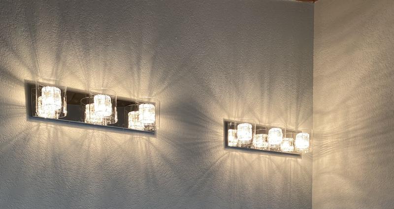 Check out the pattern reflected on the wall!