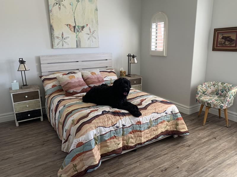 Great bed side lamps