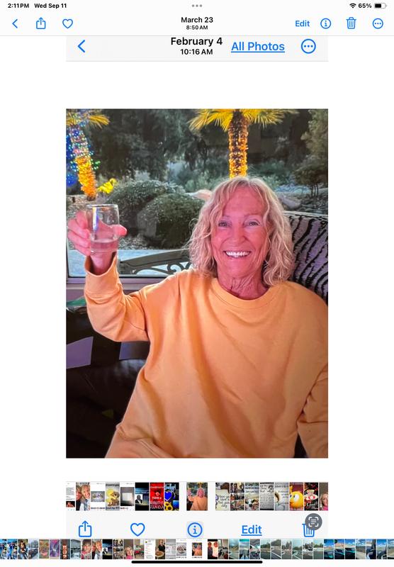 Celebrating birthday in Las Vegas home🍷