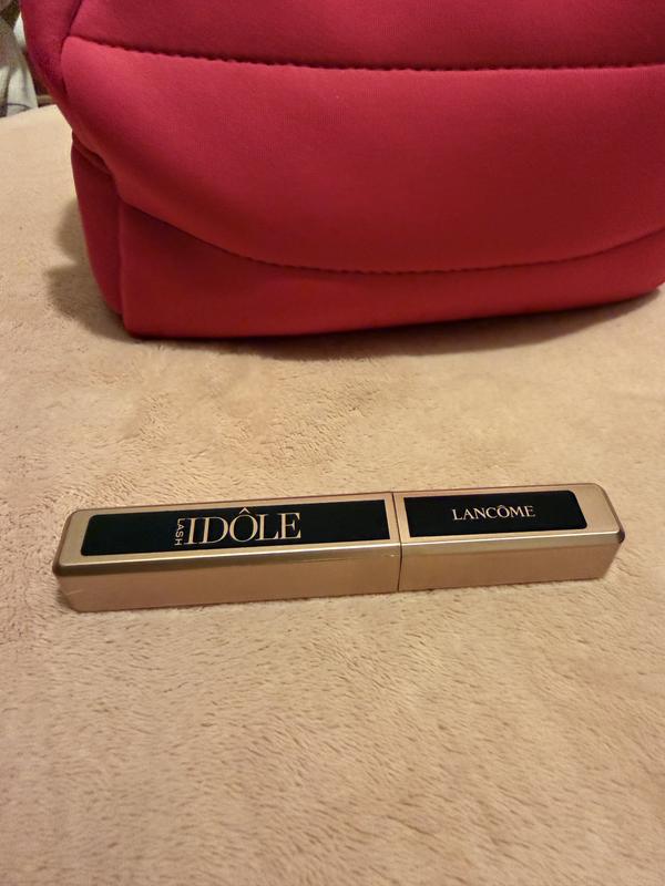 Customer photo for "Loveee this mascara"