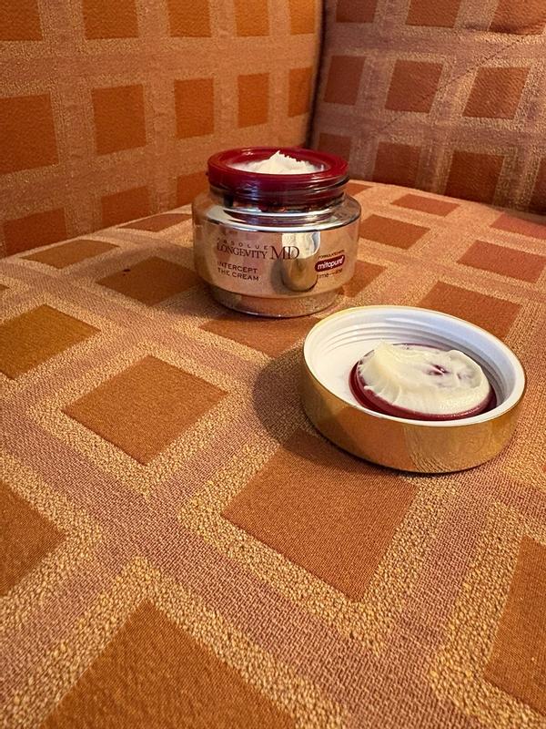 Review Thumbnail Image 0 384082809