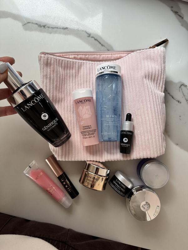 Customer carousel item 3.