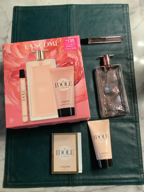 He set with the mini sample