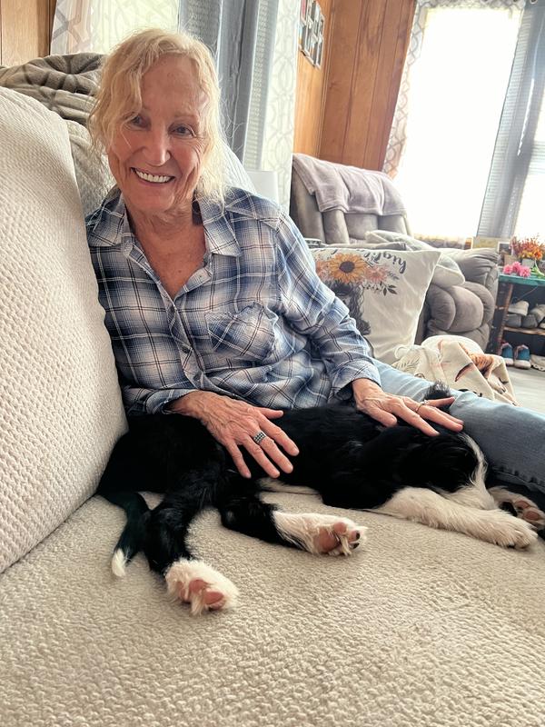 Visiting my niece Katelyn and sweet puppy Wrenly💖