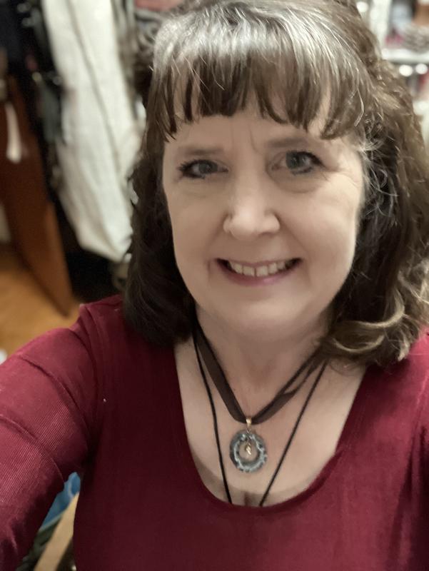 Easy to blend w lighter complexions