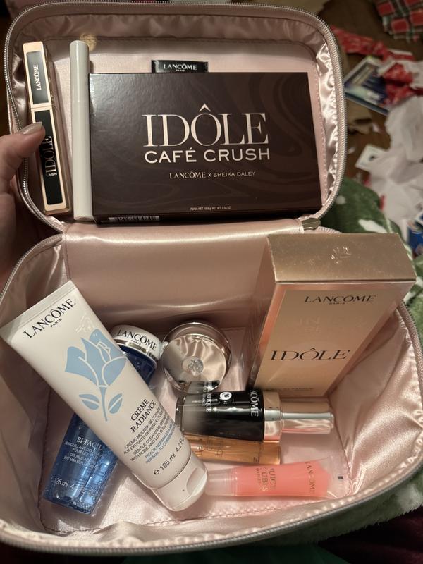 The idole perfume was separate