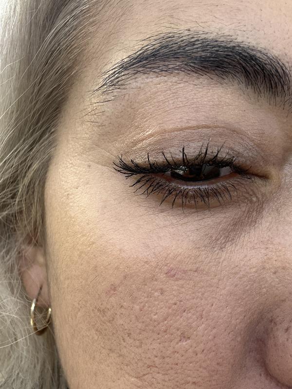 Customer photo for "My lashes look longer"