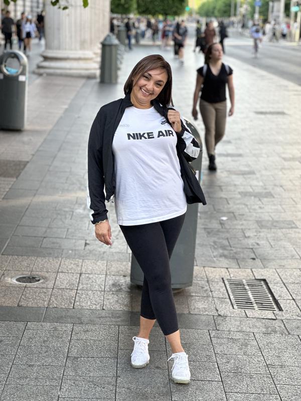 Makeup held up walking the cool streets of Dublin, Ireland. Was raining on and off.