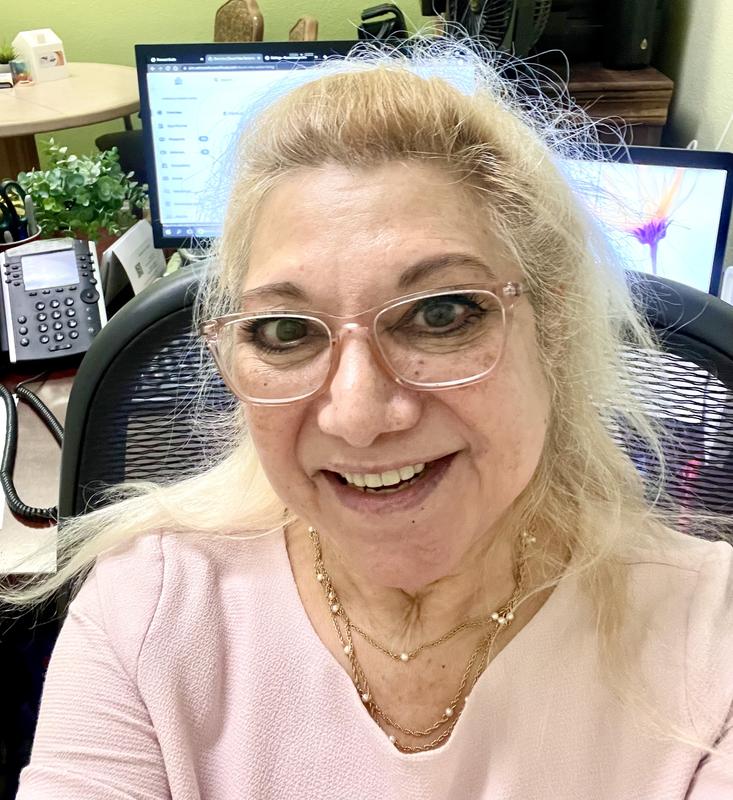 Absolue Peche in the office