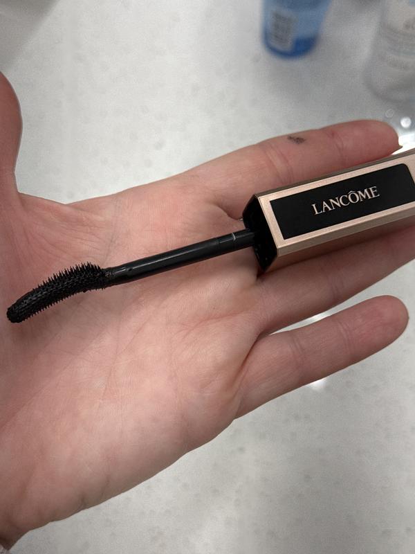 The curve of the brush is incredible!