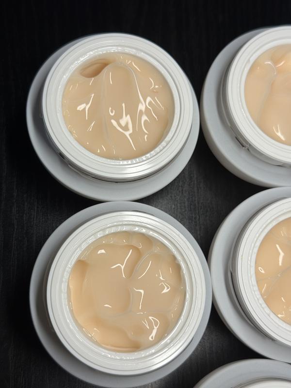 Review Thumbnail Image 1 384675316