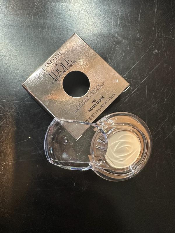 Customer carousel item 6.