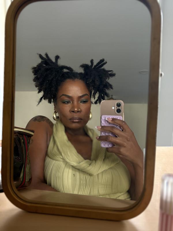 Customer photo for "Brown girl friendly 100%"