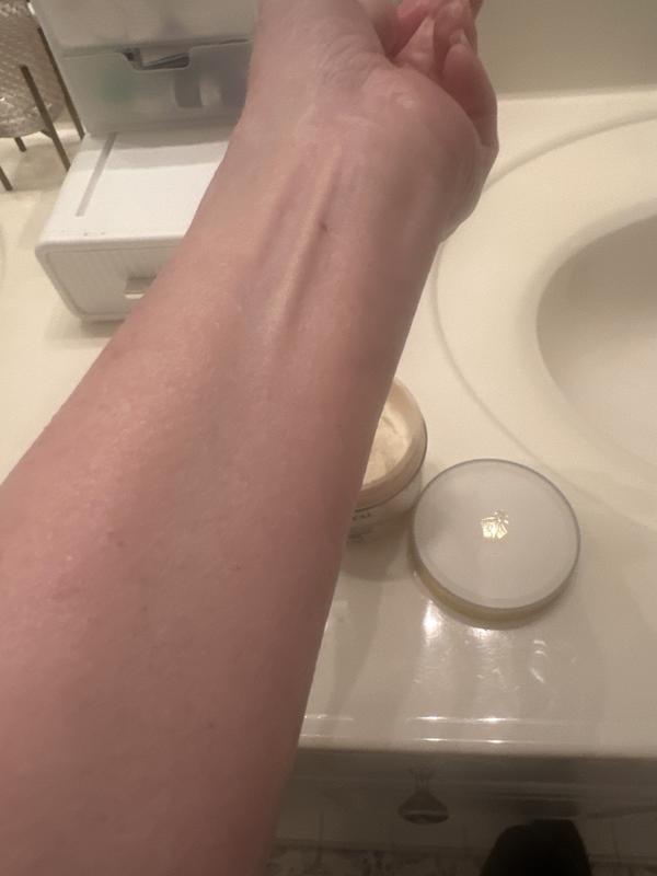 After applying, only soft, hydrated look & feel!