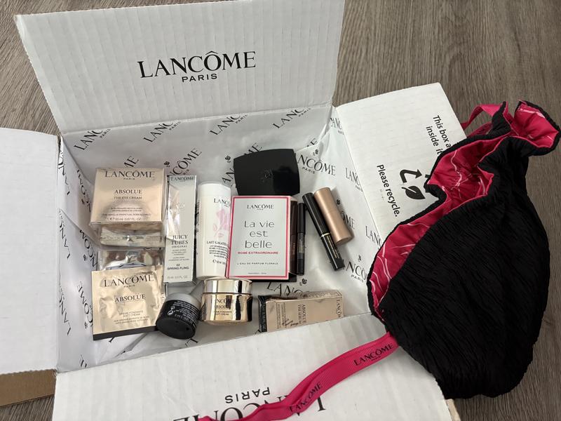 LANCOME ABSOLUE サンプル5点　ポーチ付 Lancôme 5-Pc. Absolue Vault Skincare Gift Set, a $725 value! - Macy's