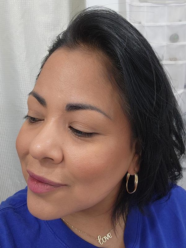 Look at my cheek bones!