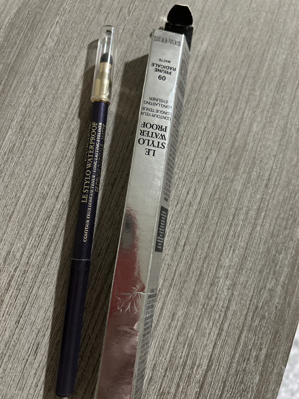 Just twist it and the point moves up