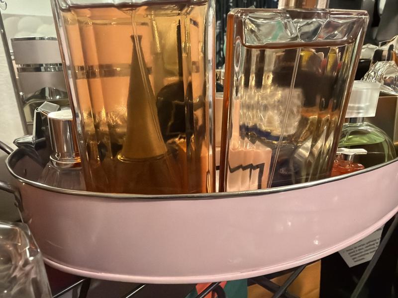 Customer carousel item 1.