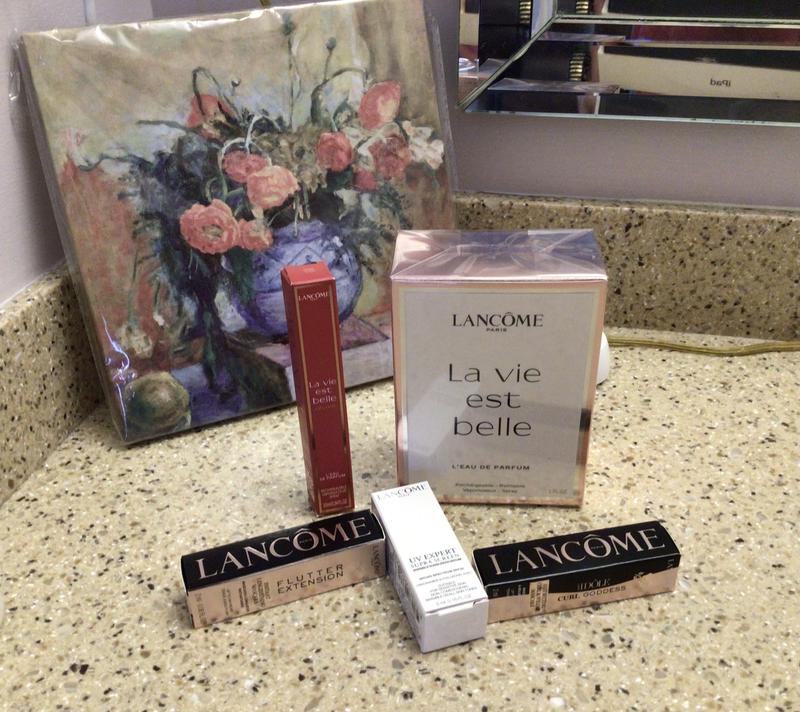 Customer photo for "Beautiful Fragrance and Uplifting Scent"