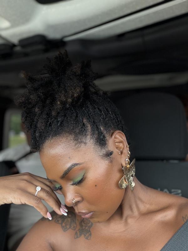 Customer photo for "Brown girl friendly 100%"