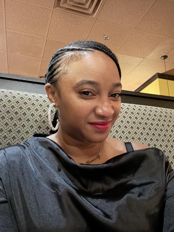 Me out with just Lipstick and Lancome Mascara. I used the Creme Radiance Face wash, Tonique, Génifique, lastly Hydra Zen Glow Lotion.