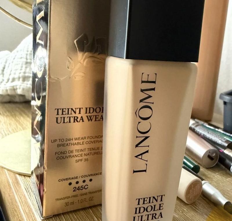 Customer carousel item 9.