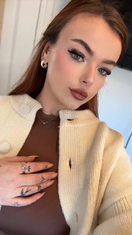 Customer carousel item 5.