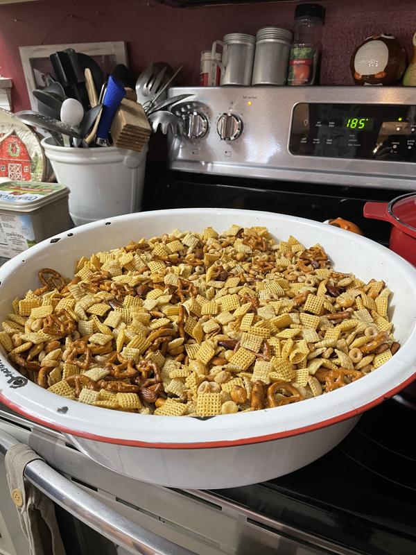 Spicy Garlic Chex Mix - The Toasty Kitchen