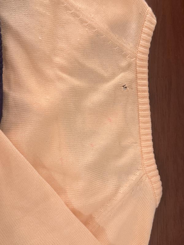 Customer photo for "Extremely poor quality, fell apart after one wear"