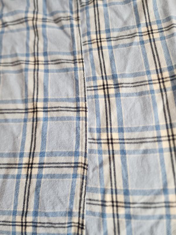misaligned pattern on side seam